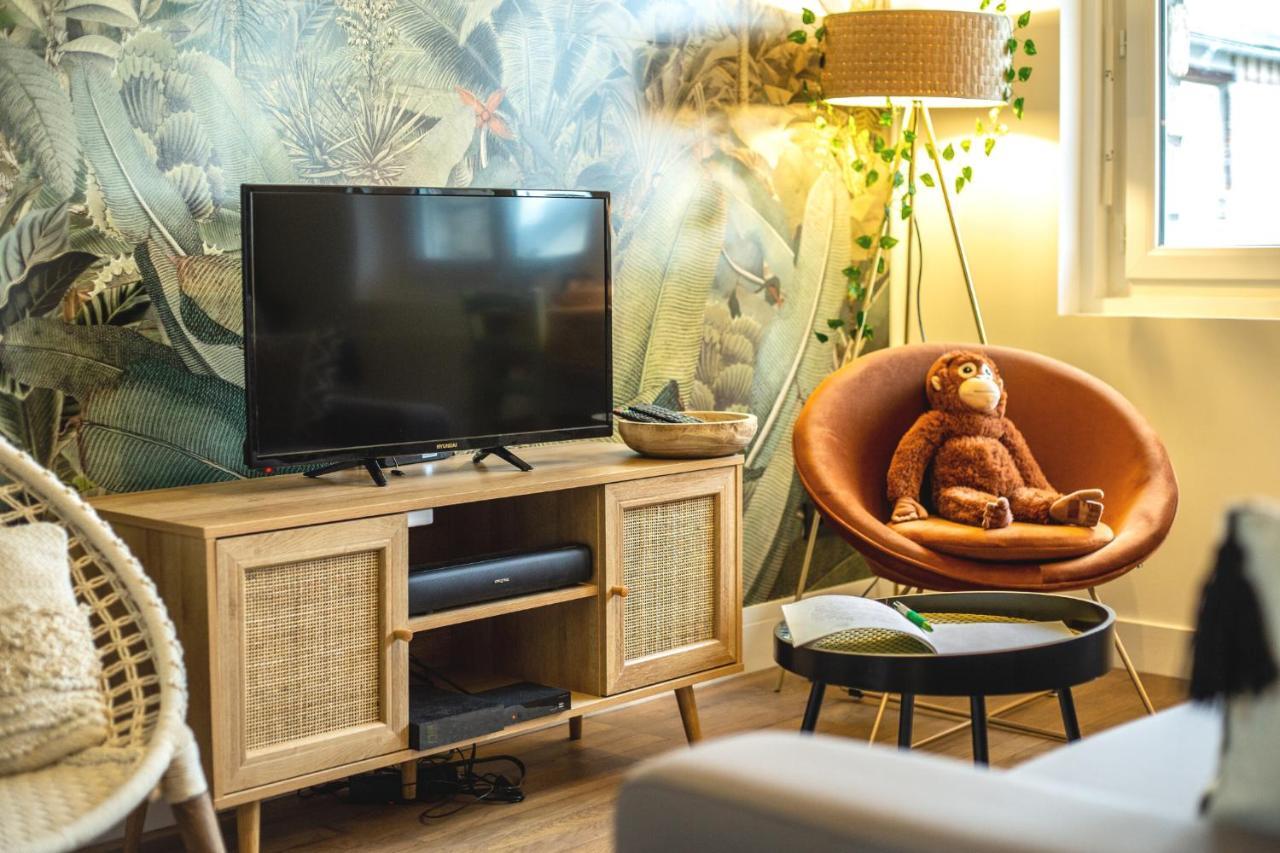 Suite Jungle - Jardin, Netflix Et Parking - Le Manoir Aux Pommes Orbec Екстериор снимка